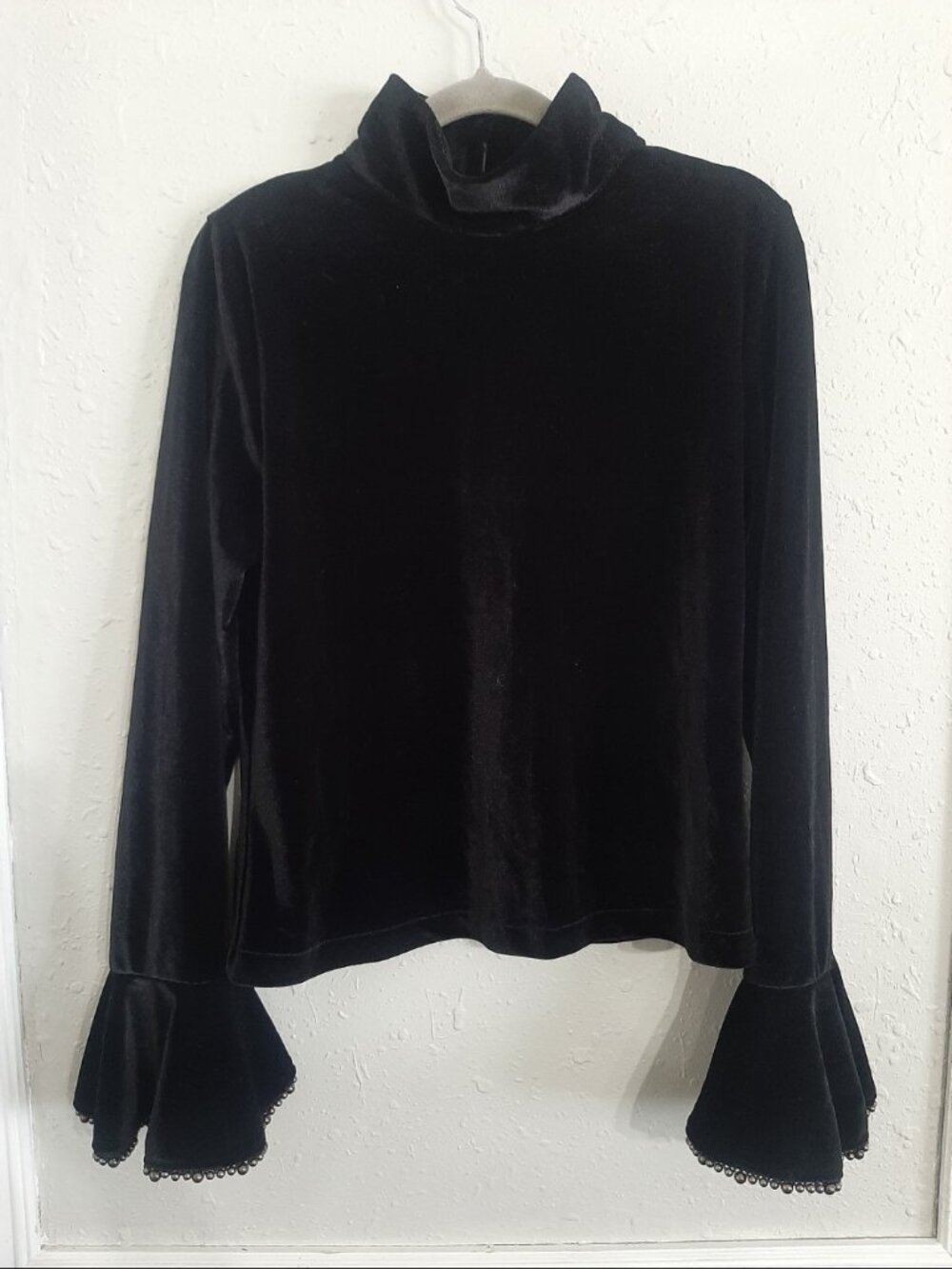 Groovy mod x velvet bell sleeves turtleneck top unique vintage medium black